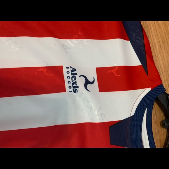 Men’s Chivas Guadalajara Official Soccer Jersey - Picture 2 of 5